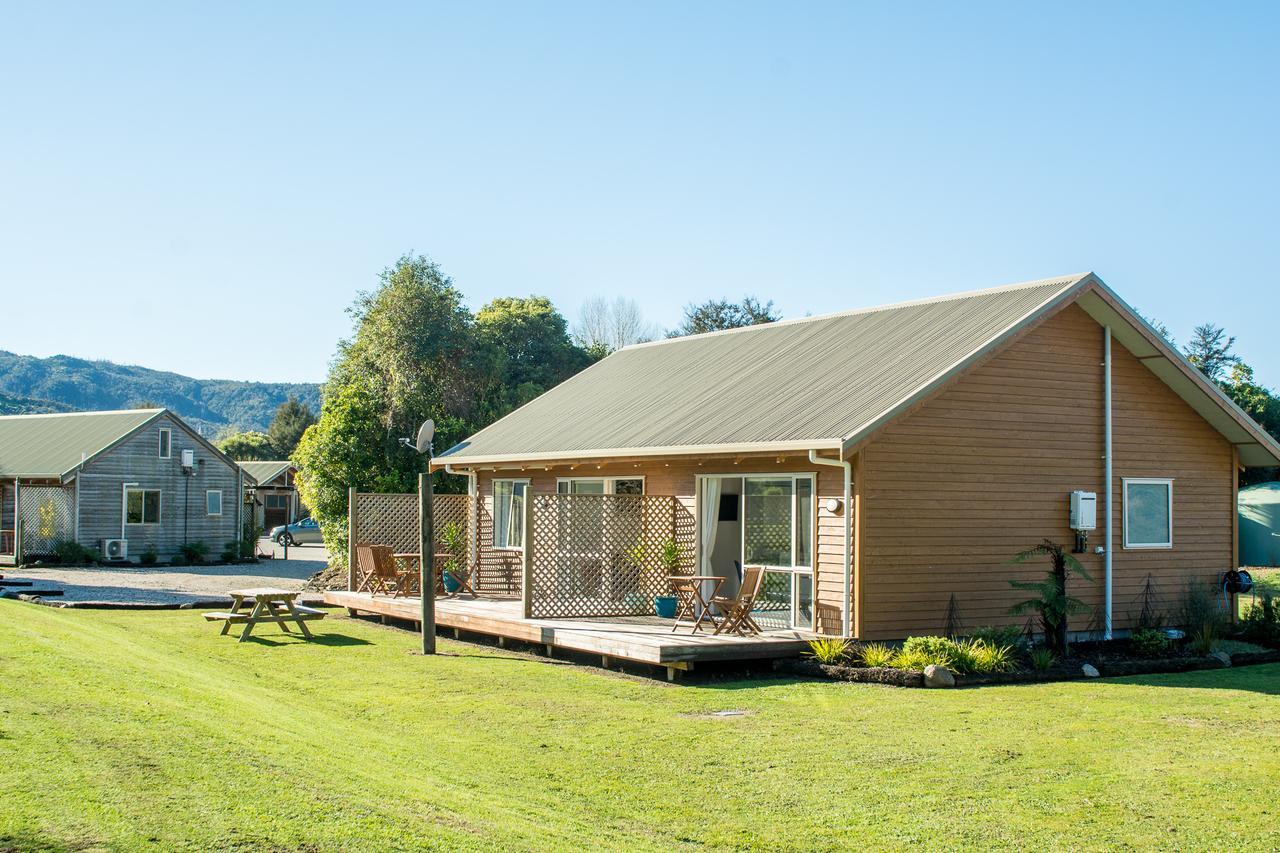 Abel Tasman Lodge Marahau Extérieur photo