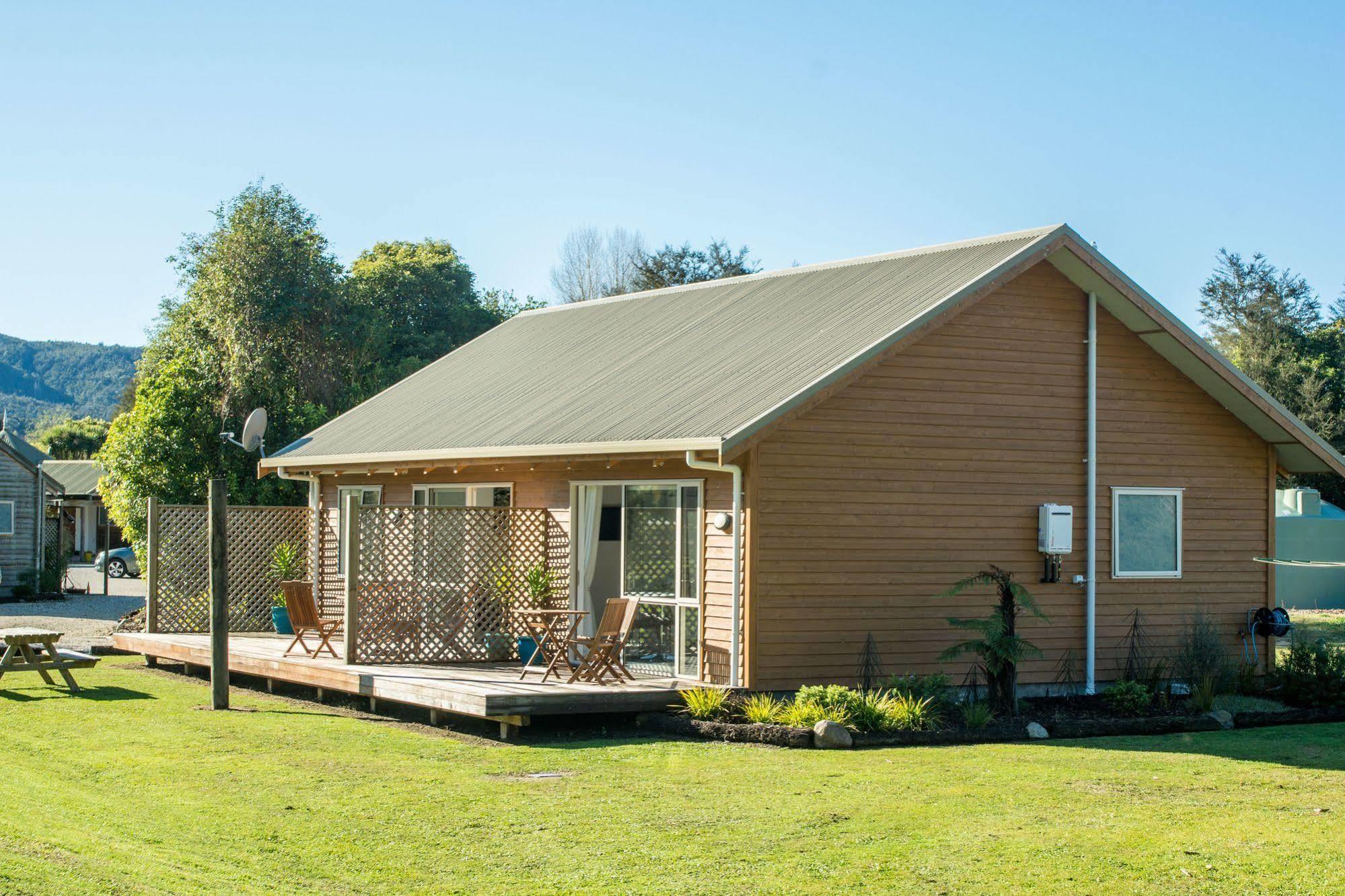 Abel Tasman Lodge Marahau Extérieur photo